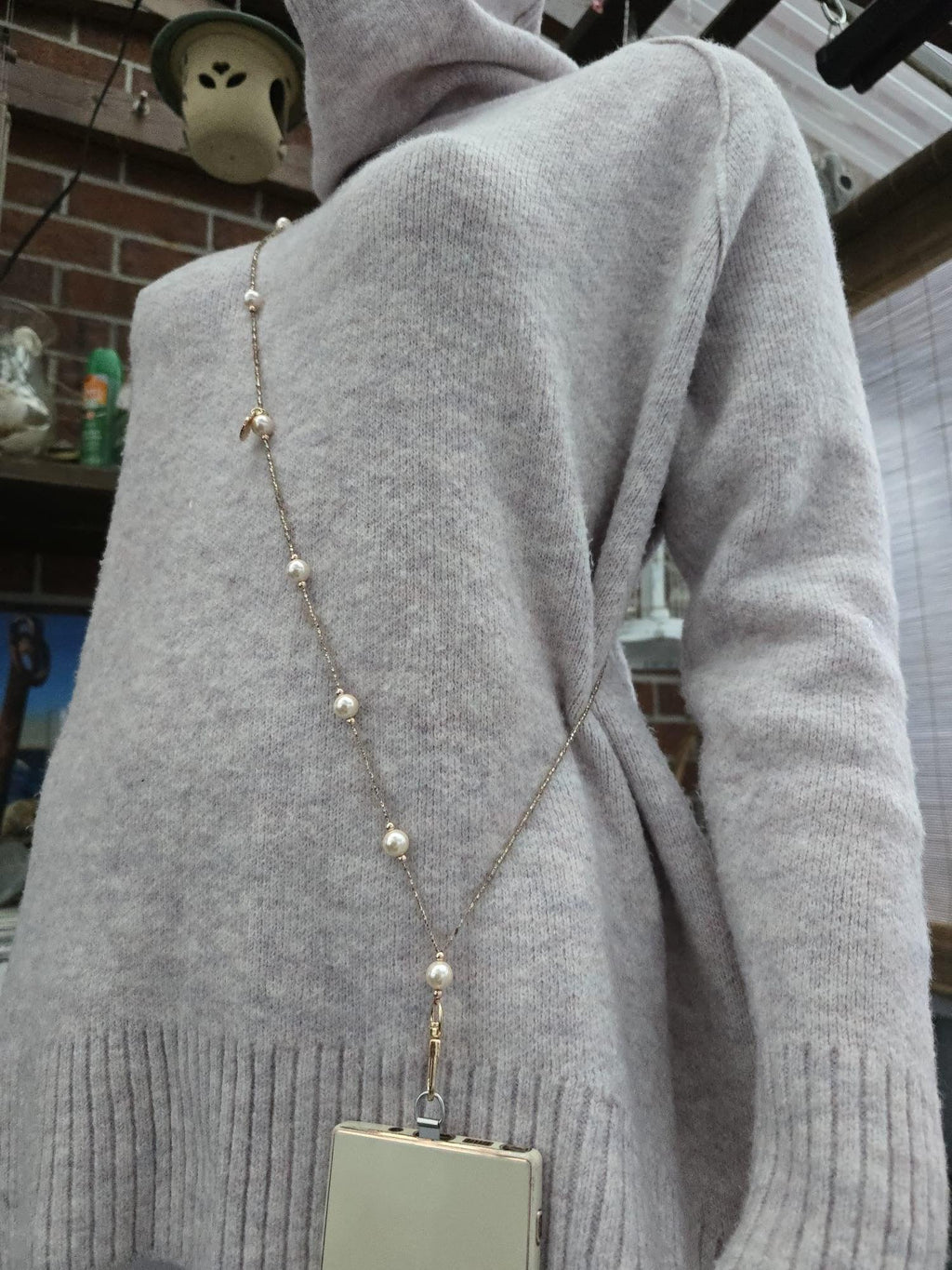 Pi Infini | Pearls’Elegance Crossbody Phone Strap by Colliers Pimala - Colliers Pimala